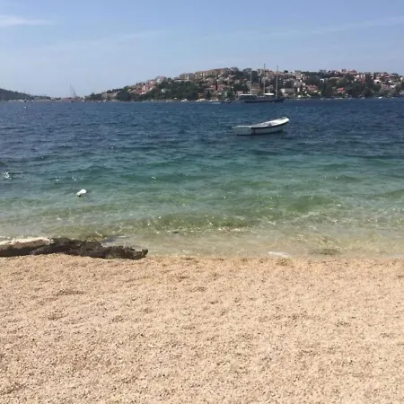 Roko - Seaside * Podglavica