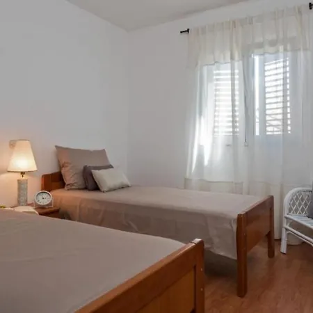Roko - Seaside Apartment *